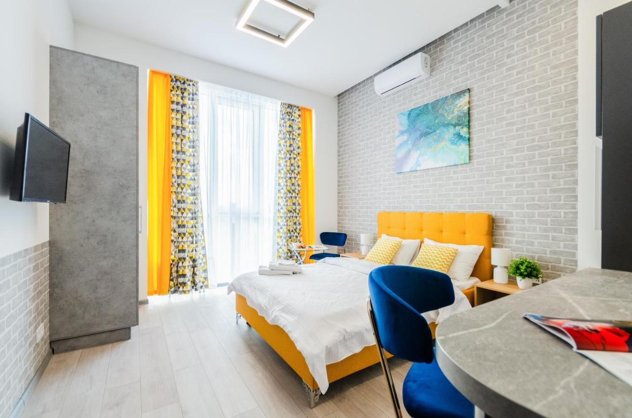 View Smart Apartment Kvartet Railway Station 4D Kyiv Exterior photo